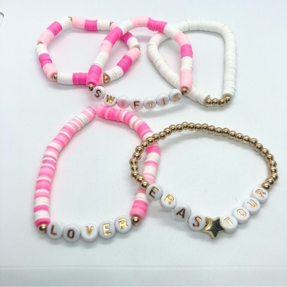 Taylor Swift Eras Tour Lover Friendship Bracelets - Picture 2 of 8